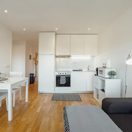 Apartamento Downtown Stylish With Garage By Vacationy *
