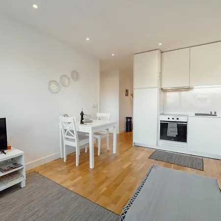Downtown Stylish With Garage By Vacationy Apartmán Porto