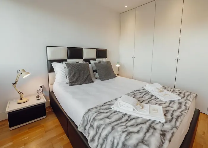 Apartament Downtown Stylish With Garage By Vacationy Porto