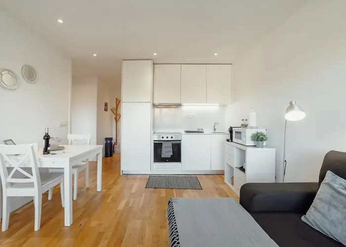 Apartamento Downtown Stylish With Garage By Vacationy *