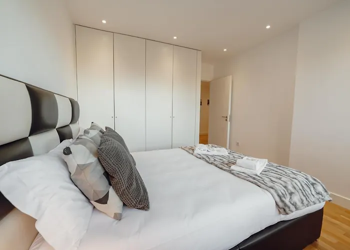 Apartament Downtown Stylish With Garage By Vacationy Porto